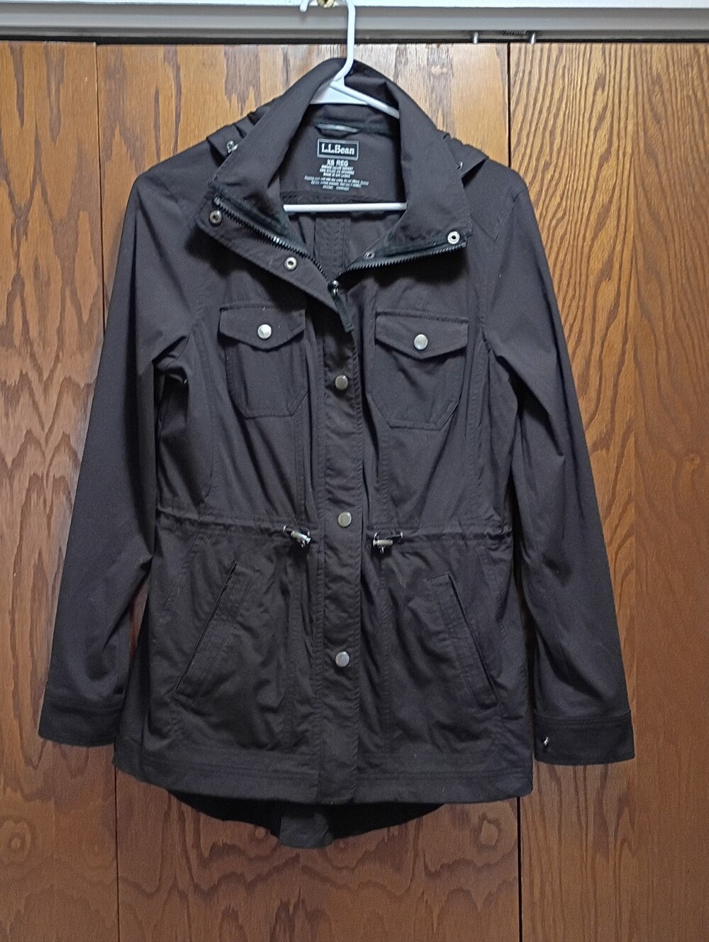 L.L. Bean Women's Black Utility Anorak Jacket